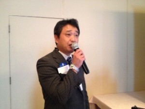 中島正人教育部指導室主管が、パワーポイントを使い、品クールの詳細を解説しました。