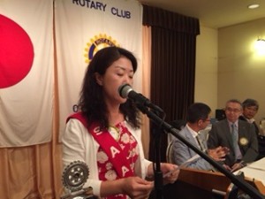 佐藤友美SAA副委員長が、先週に引き続き、出席簿と血液型の報告のお願い。